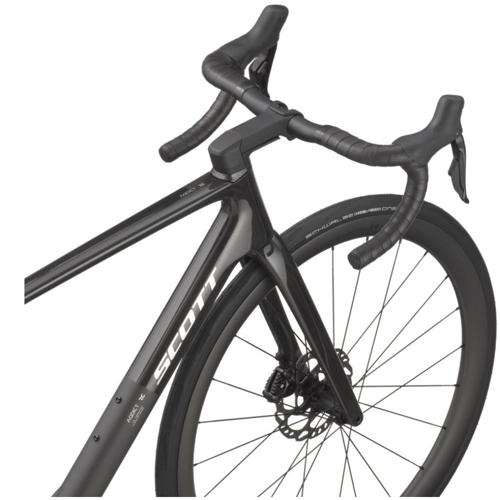 Шоссейный велосипед Scott Addict RC 30