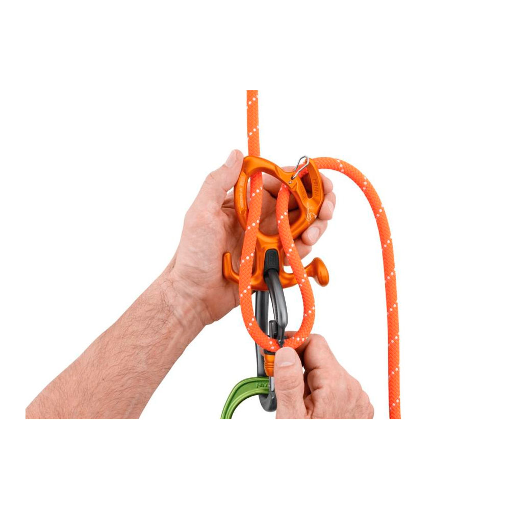 Купить  Спусковое устройство Petzl Pirana Guide