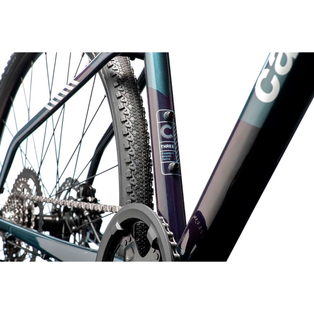 Гибридный велосипед Cannondale 700 U Quick CX 3 - 2026